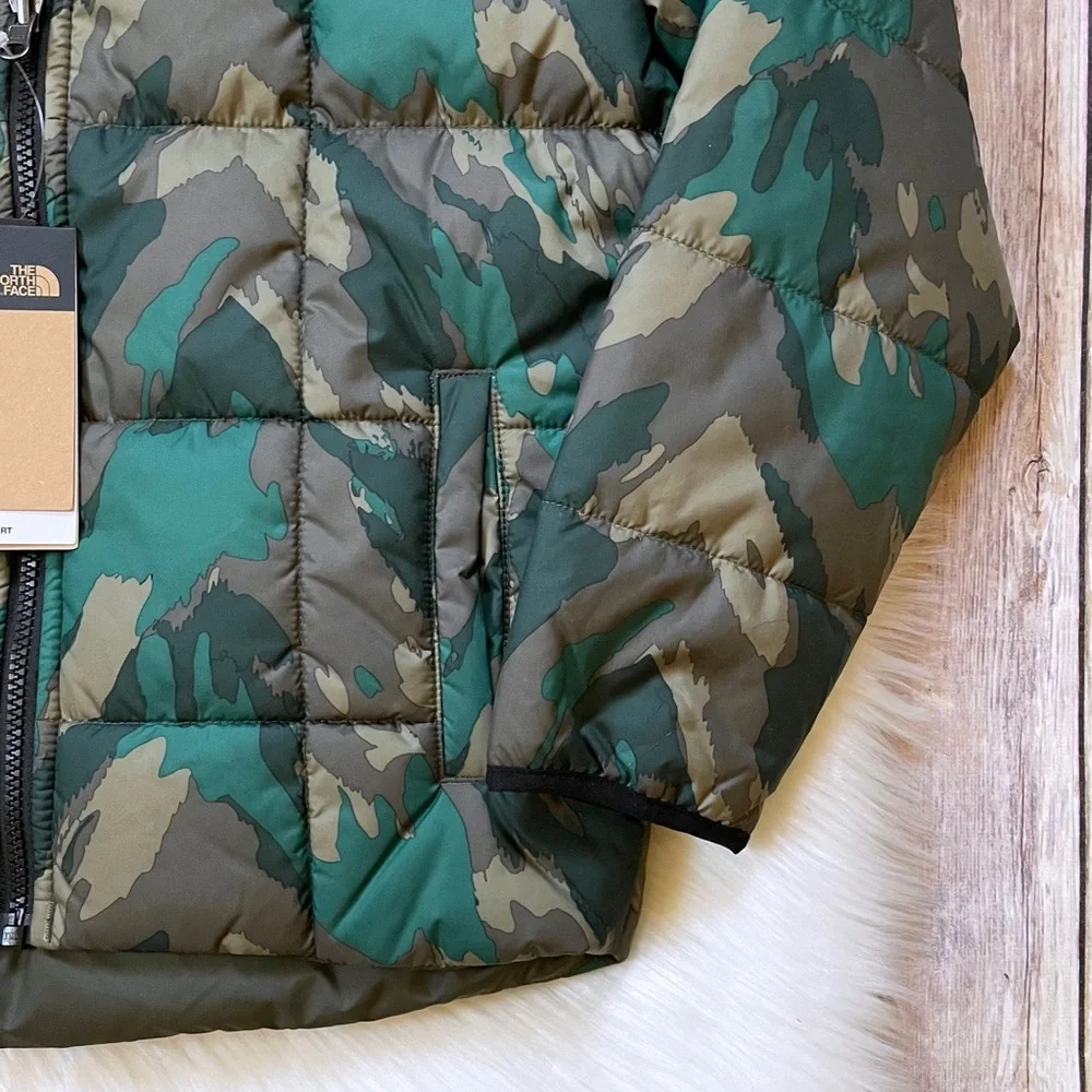 The North Face Kids’ Reversible Perrito Jacket - Picture 4 of 12